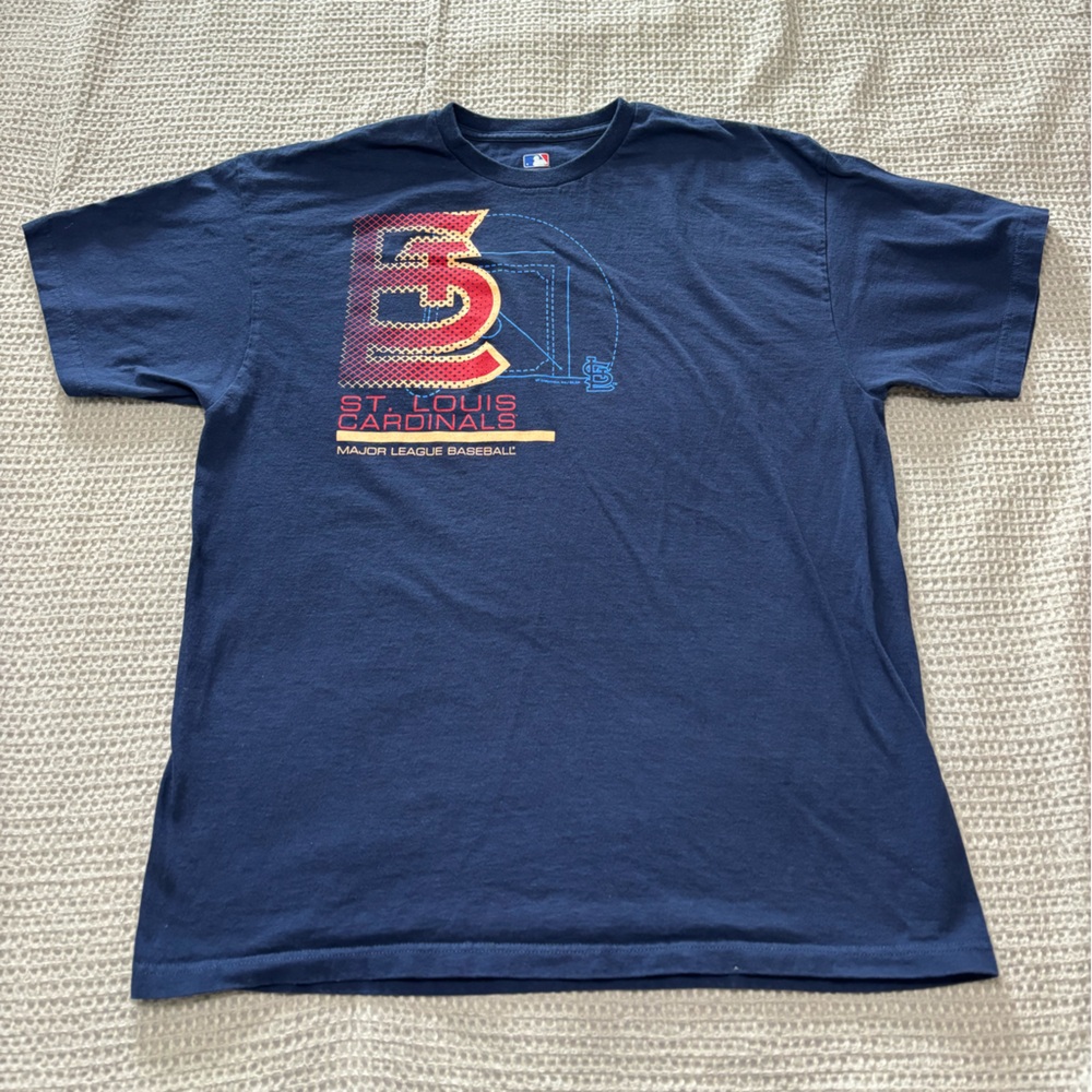 St. Louis Cardinals Major League Baseball Navy Blue Graphic TShirt